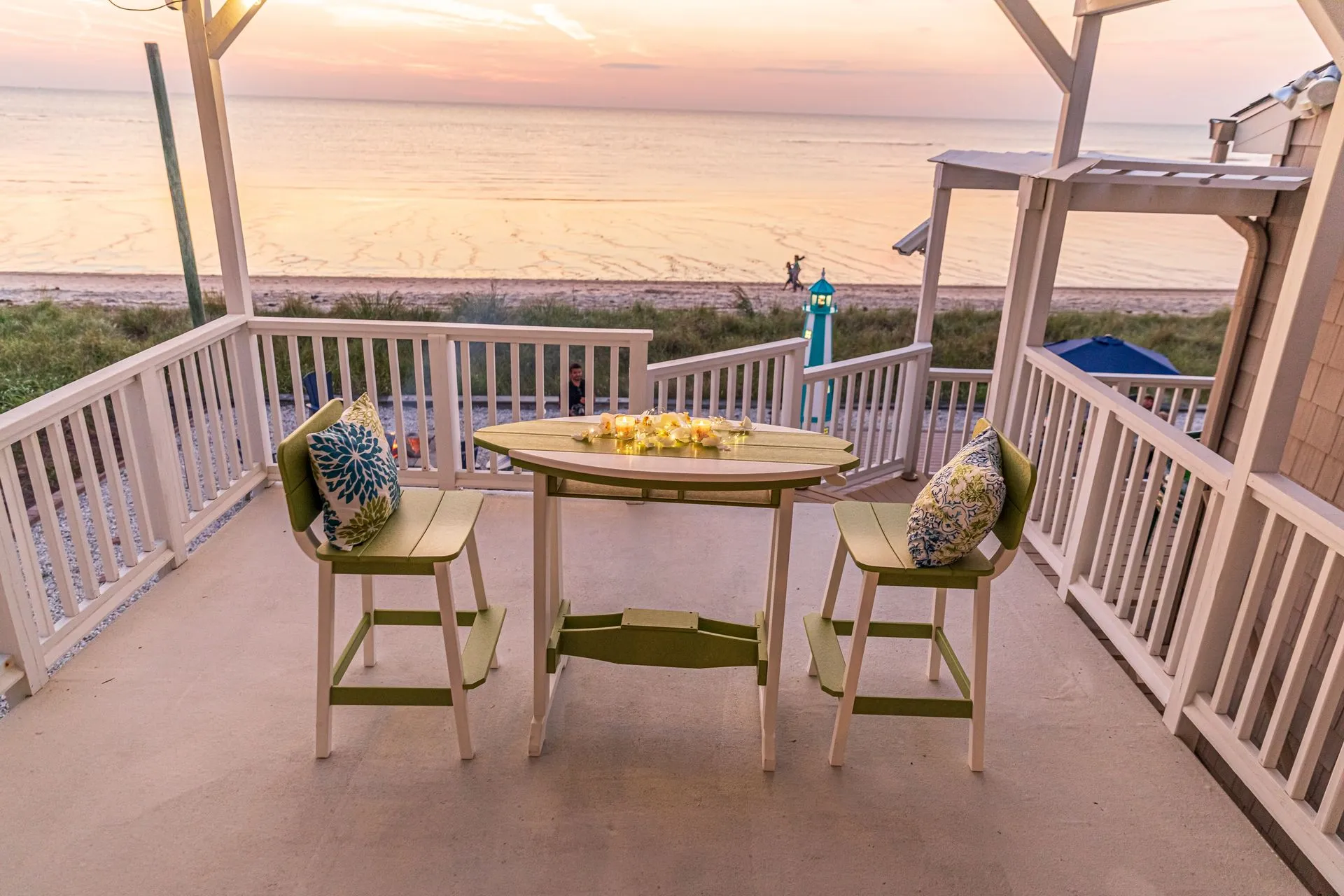 Beaver Dam balcony furniture
