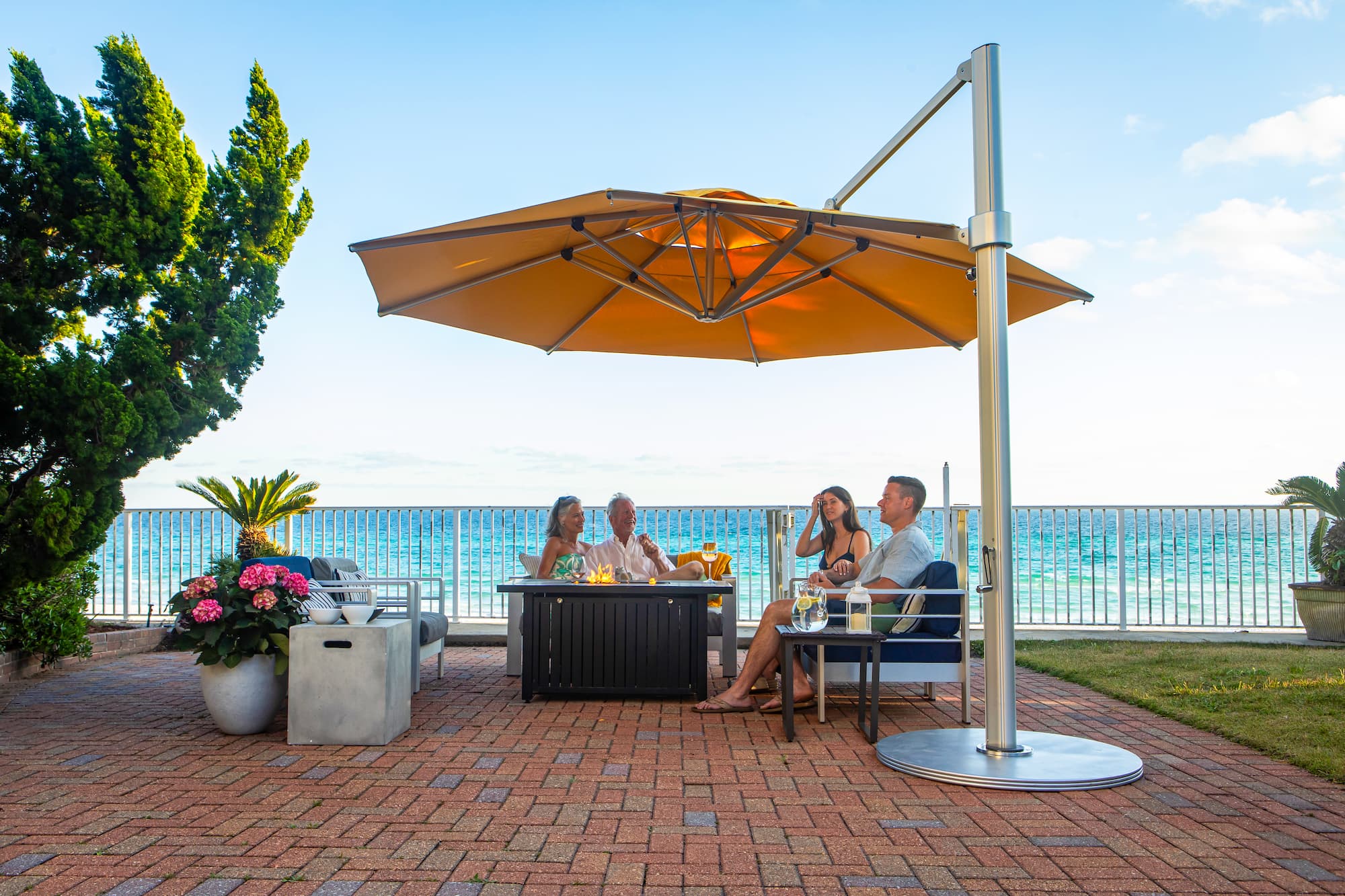 Frankford cantilever umbrella